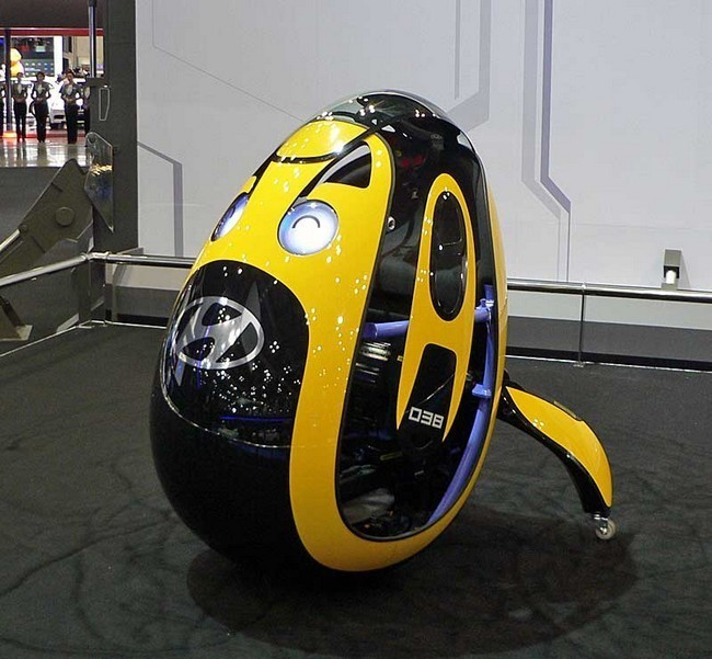 Hyundai E4U, the one-person egg car